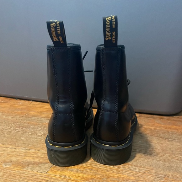 Black Doc martens - Picture 4 of 6